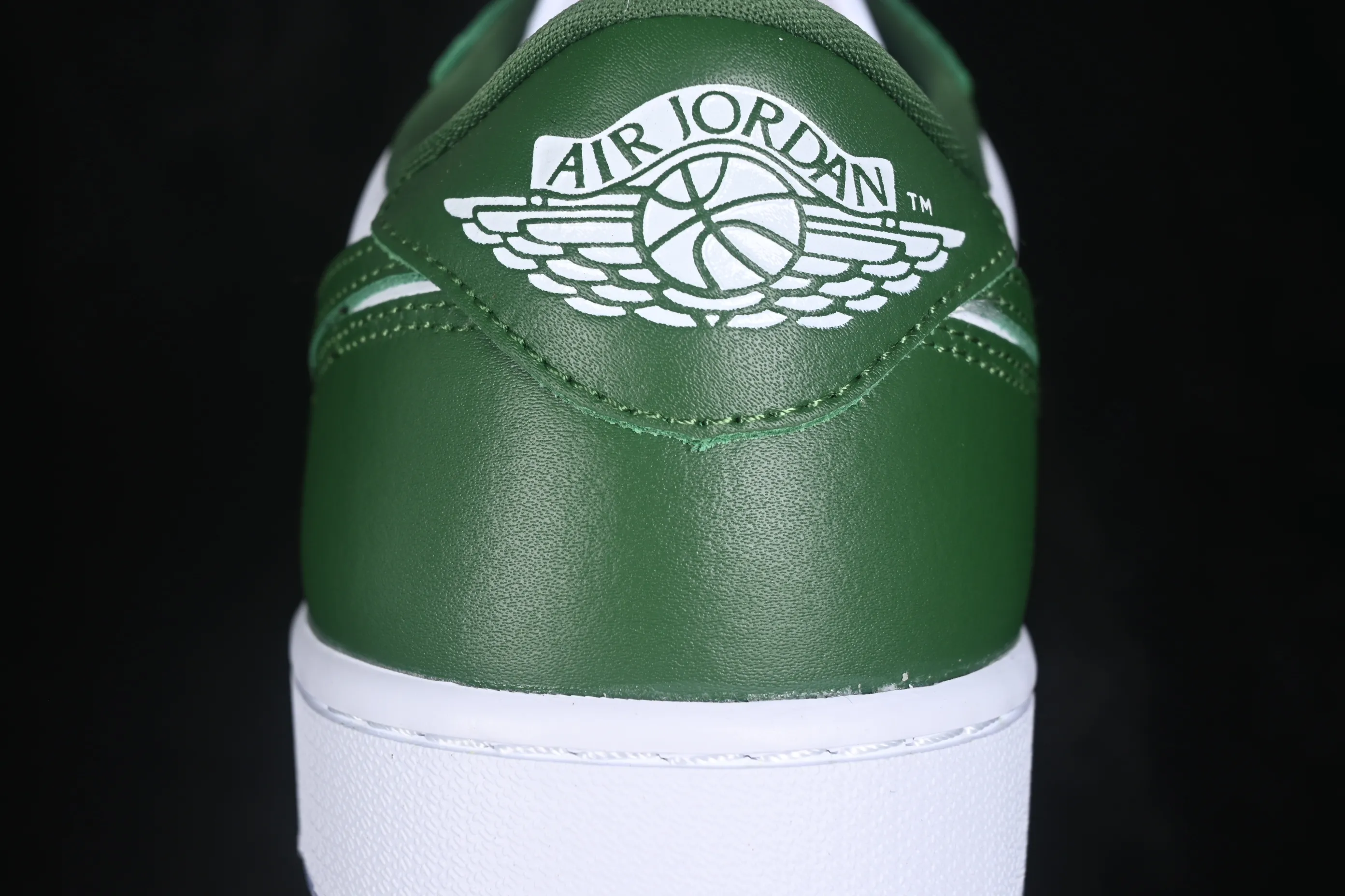 All Categories Air Jordan Jordan Series Basketball Shoes Air Jordan 1 Low Air Jordan 1 Low AJ1 Joe 1 Army Green and White Low-top Retro Culture Basketball Shoes DD9315-300